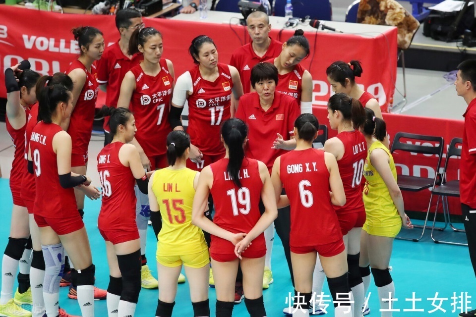 郎平|郎平的难题!中国女排奥运是带第4主攻,还是带替补接应