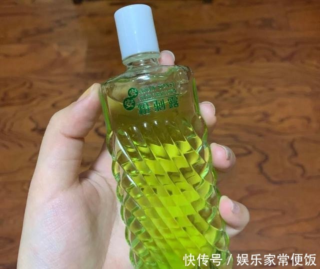 水杨酸|不到10元的国货有哪些是好的安安补水霜一定要试，粉刺露真给力