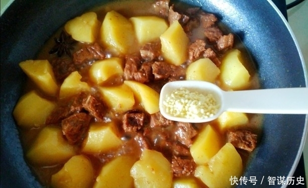 不管什么时候,土豆不能和它一起吃,美味也不行,家有小孩要注意