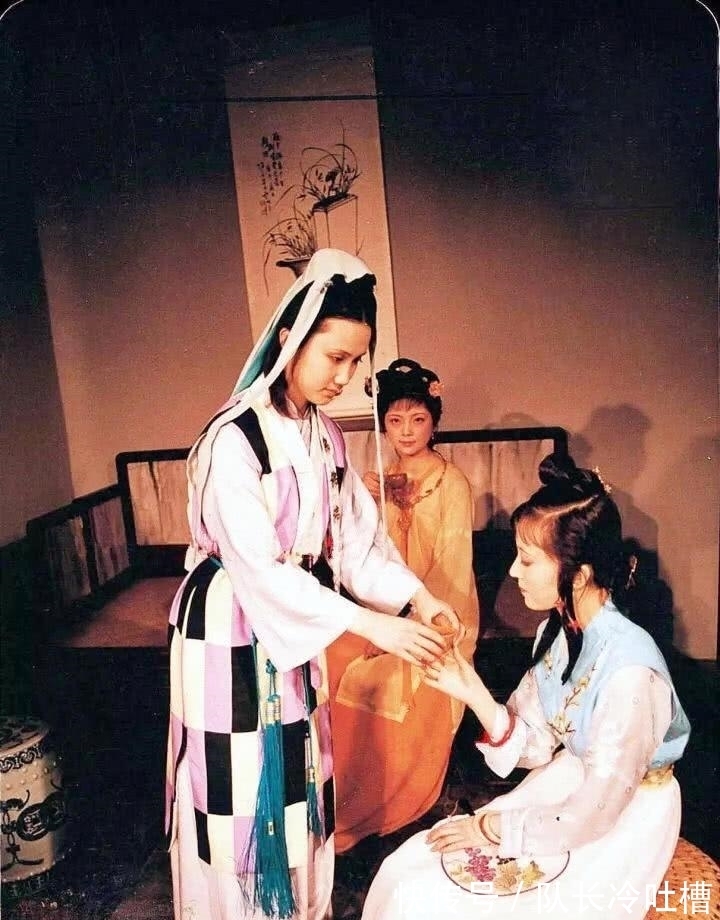 强盗|贾家败落后，妙玉被强盗半夜掳走，之后的她到底经历了什么？