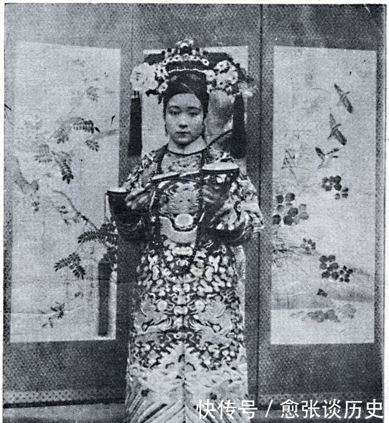 世家|她出身贵族世家，慈禧身边最美的女官，晚年家境没落，气质却依旧