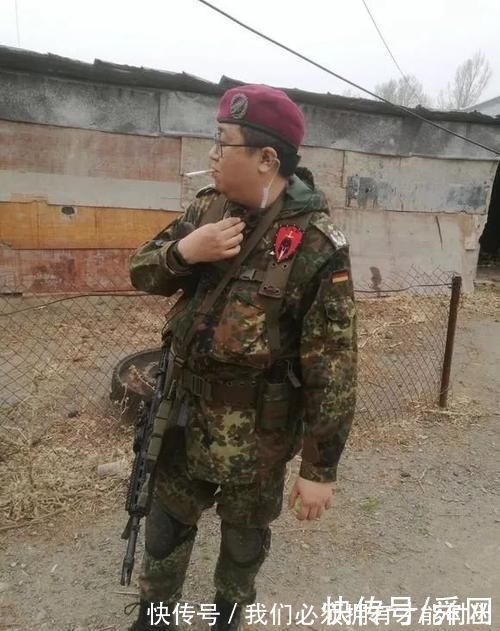 |搞笑p图妹子这膝盖是怎么受伤的，还想要p掉!