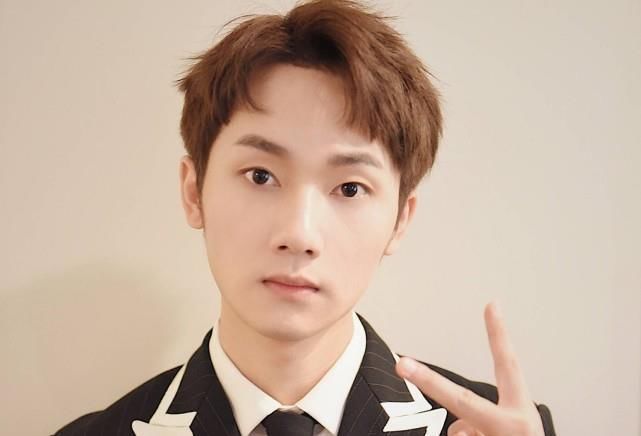 天空之城|曾是中国好声音冠军,如今参加《创造营》,却默默无闻、毫不出众