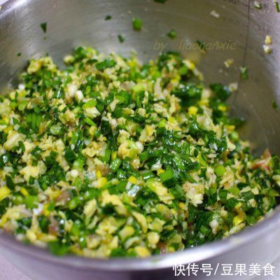  尝尝这道韭菜鸡蛋饺子，生活赛过活神仙