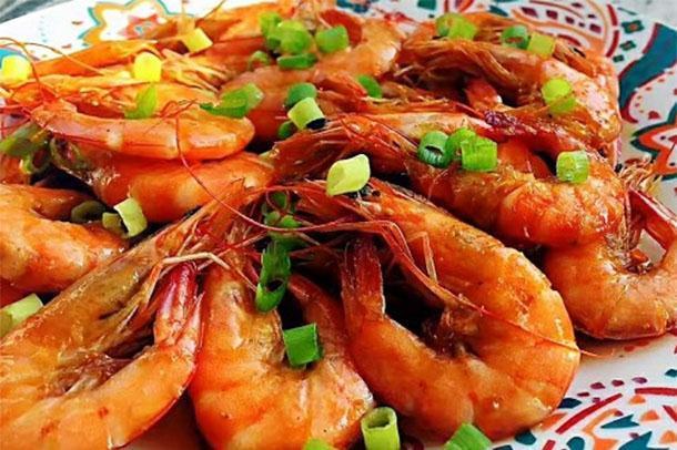 营养物质|孩子嘴馋吃虾一顿吃3斤,补钙长高,一口一个吃的过瘾,个头疯长