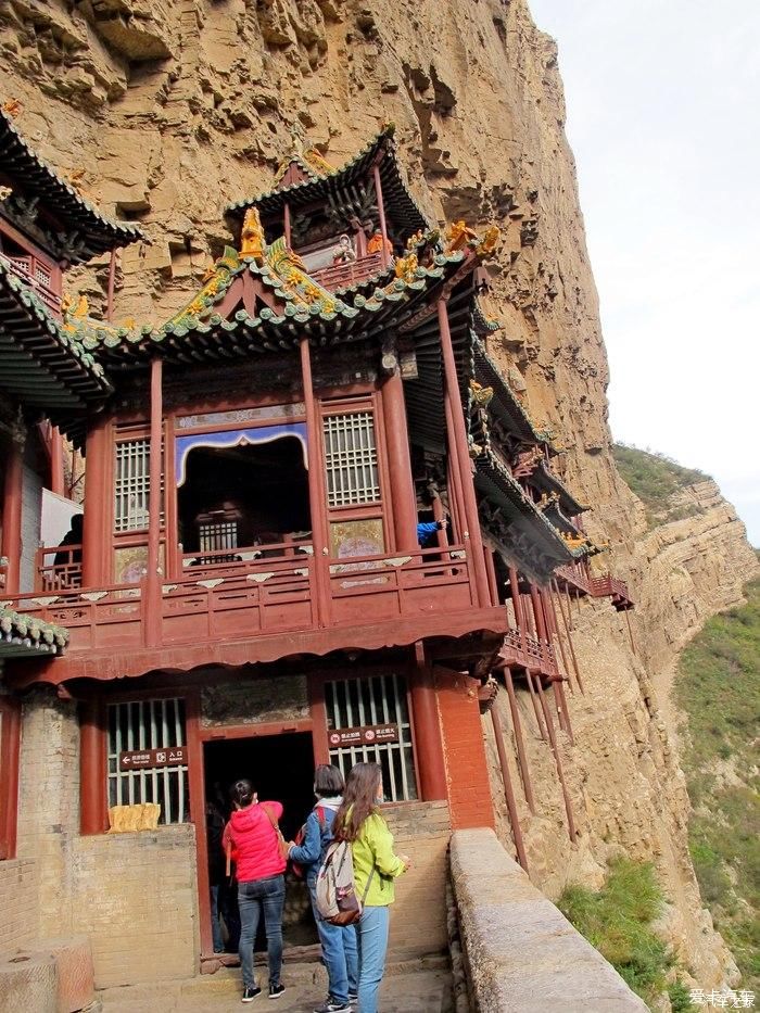  胜景|恒山胜景悬空寺，依托岩石很壮观