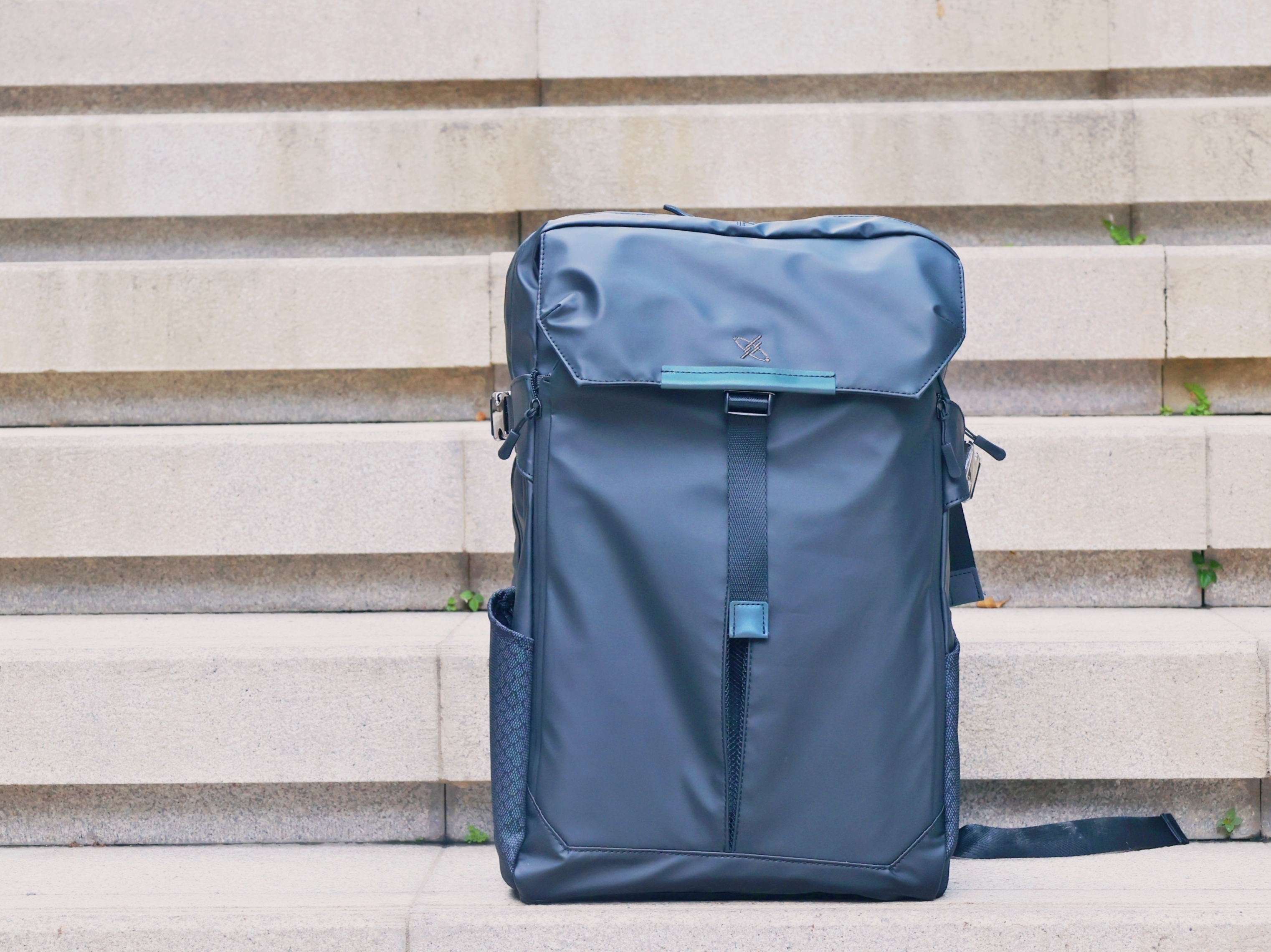 行星$告别2021,光影行星宙斯双肩包体验,2022我将背上它展开全新冒险