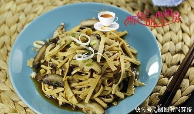 香菇和它是绝配,补钙增强免疫力,宁可不吃肉也要吃它,好吃极了