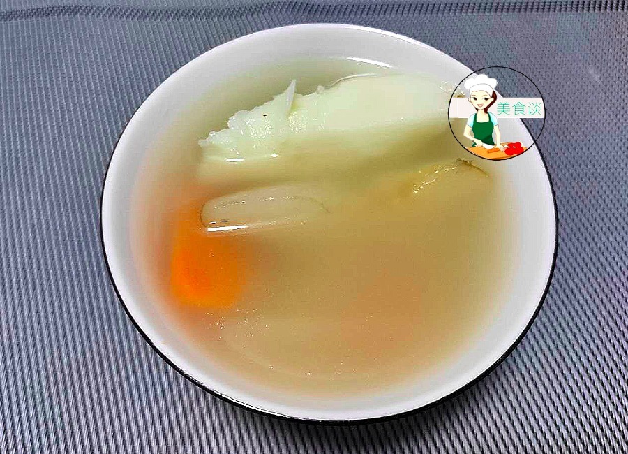 雪梨瘦肉汤的做法,秋燥天喝再合适不过了,清香甘甜,简单又营养