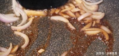 葱油|超级好吃的一碗面，10分钟就搞定，比葱油拌面香多了