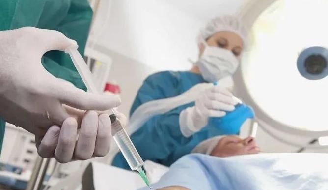 刀口|剖腹产就是“睡觉”生娃这么简单?错啦!看了所用器械你就懂了