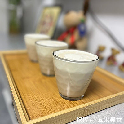 奶茶|春日限定，家庭版奶盖焦糖奶茶