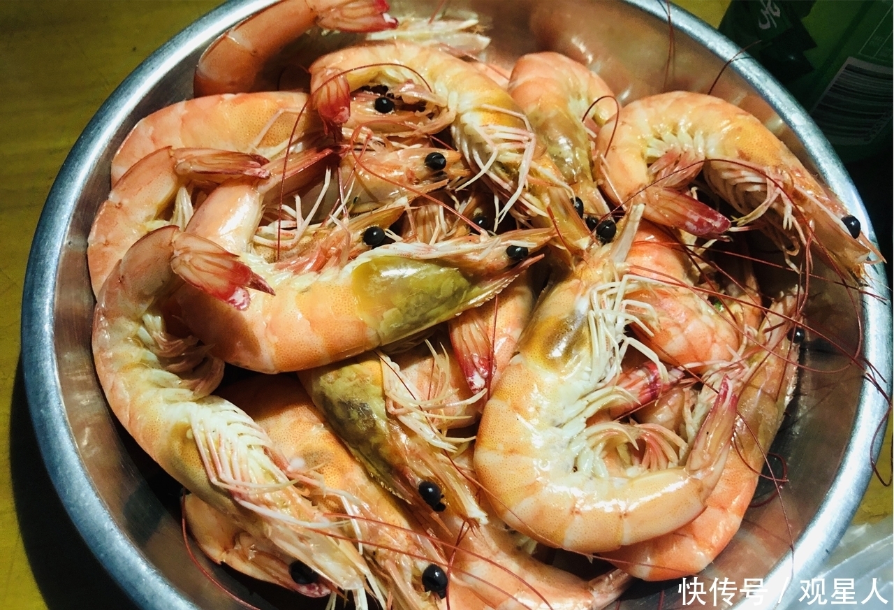 中秋|一家三口的中秋晚餐,比较简单又不失节日气氛,虾蟹更是不能少