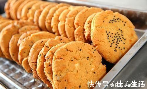 生长发育|给孩子买零食时,若包装袋上有3个字,转身就走,吃了都是危害