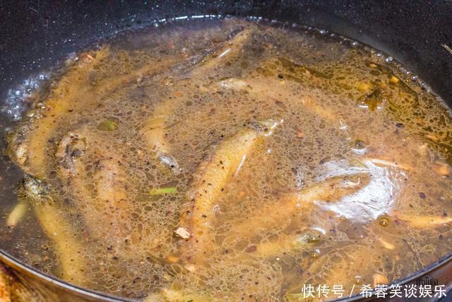 小厨|最好吃的野生鱼,15块钱一斤,物美价廉,肉多刺少,老少皆宜