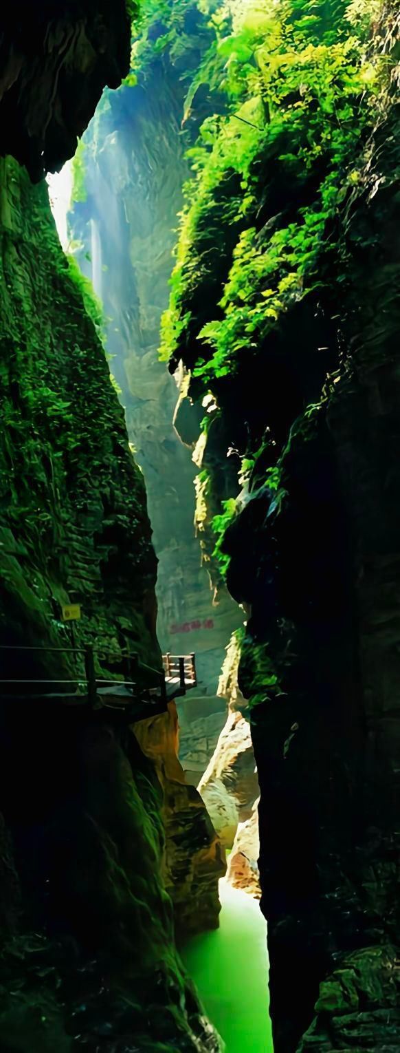 大足石刻|长江三峡第一段:鬼斧神工，重庆→丰都鬼城→青龙瀑布(280千米)