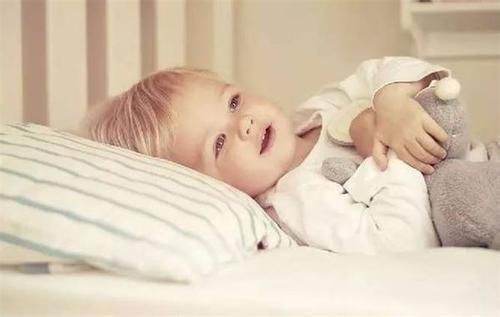 记忆|宝宝3岁前没记忆谁带都一样?错!妈妈带 奶奶带 保姆带大不同