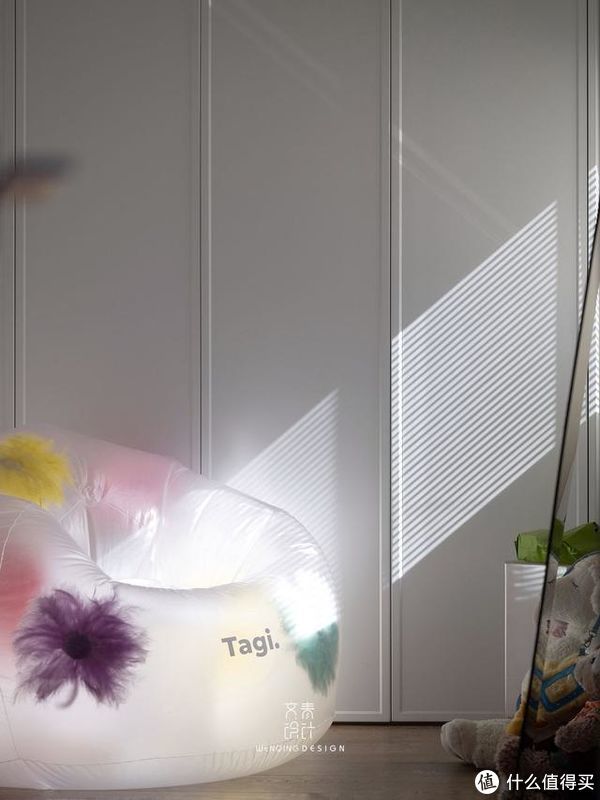 l型|90后妹子的家火了，一人住98㎡精致又高级，网友：还缺男朋友吗？