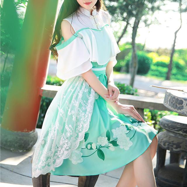 汉元素|汉服即便是改良了,也只有中国人才能穿得出神韵,外国人还真不行