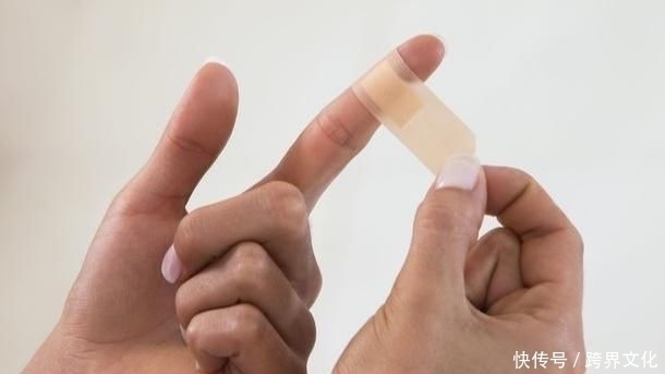 寿命长的人,往往有6个共性,占得多,恭喜身体还不错