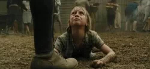 行刑|纳粹士兵“枪决”5岁小女孩,行刑后却获得了世界的尊重