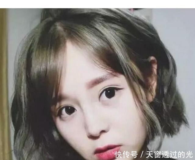 卷发|木马卷温柔时髦，这几款发型，让你颜值翻了两倍