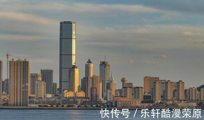 烂尾楼|位于大连优越位置的大楼，搁置20多年成烂尾楼，至今未解决