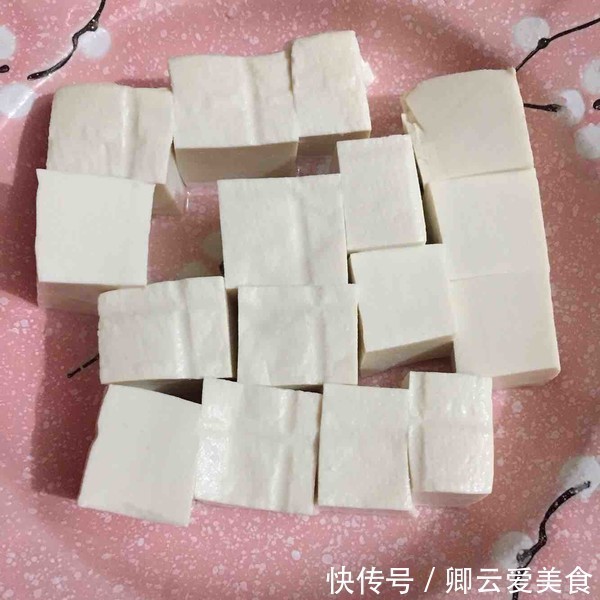  鱼肉|不管炖什么鱼，过程中千万别加“这个动作”，否则鱼肉腥，不嫩滑