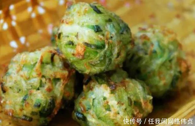 金黄|炸萝卜丸子,加面粉还是淀粉都不对,这么做金黄酥脆,放凉不软