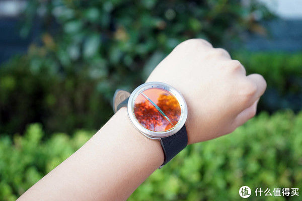 offst以为是太空之物，OFFSTAGE意大利太阳镜手表，小而美高级感十足！