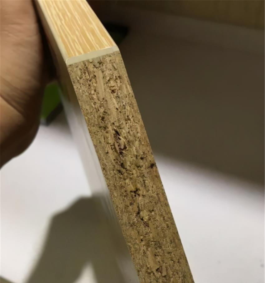 甲醛释放量|多年木工老师傅告诉我:定制衣柜时,商家仅靠这3句话就能坑钱