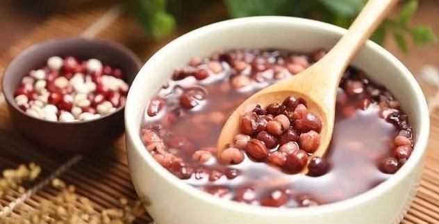 湿气重,难长寿,两个部位越来越大,说明你的湿气越来越重