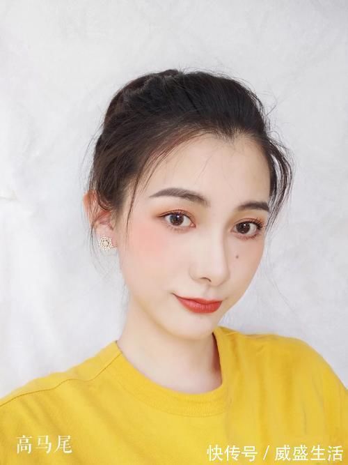 蛋卷发 30多岁头发怎么扎有气质,几组好看的发型,美丽又优雅