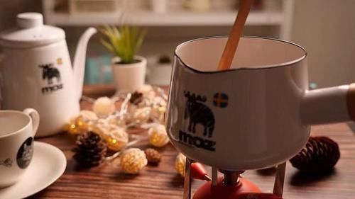  巧克力别再直接吃了，试试这样做，香甜丝滑，孩子隔三差五就要吃