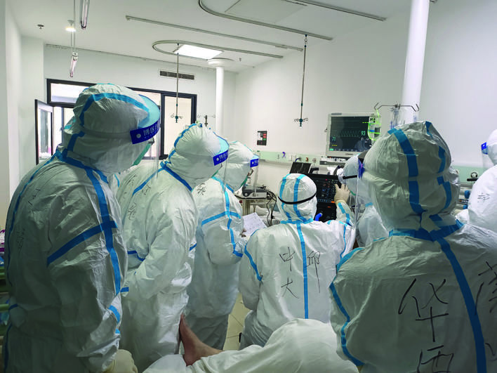 新冠肺炎|扬州本次疫情老年患者占比高,近十位“国字头”医疗专家团队先后进驻