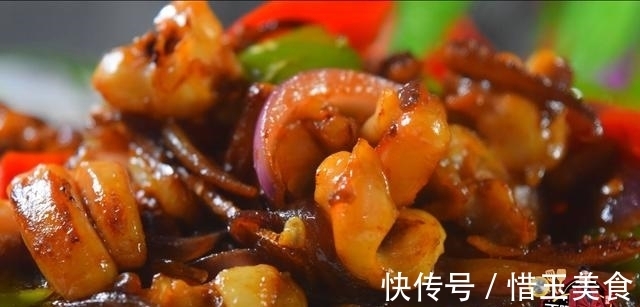 美食坊|爆炒鱿鱼须最好吃的做法，简单美味又下饭，看看你喜欢吃不？