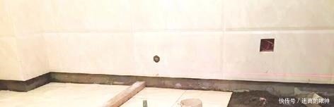 木条|工人如果在墙砖下放这个东西,你连验收都不用,直接结算工钱!