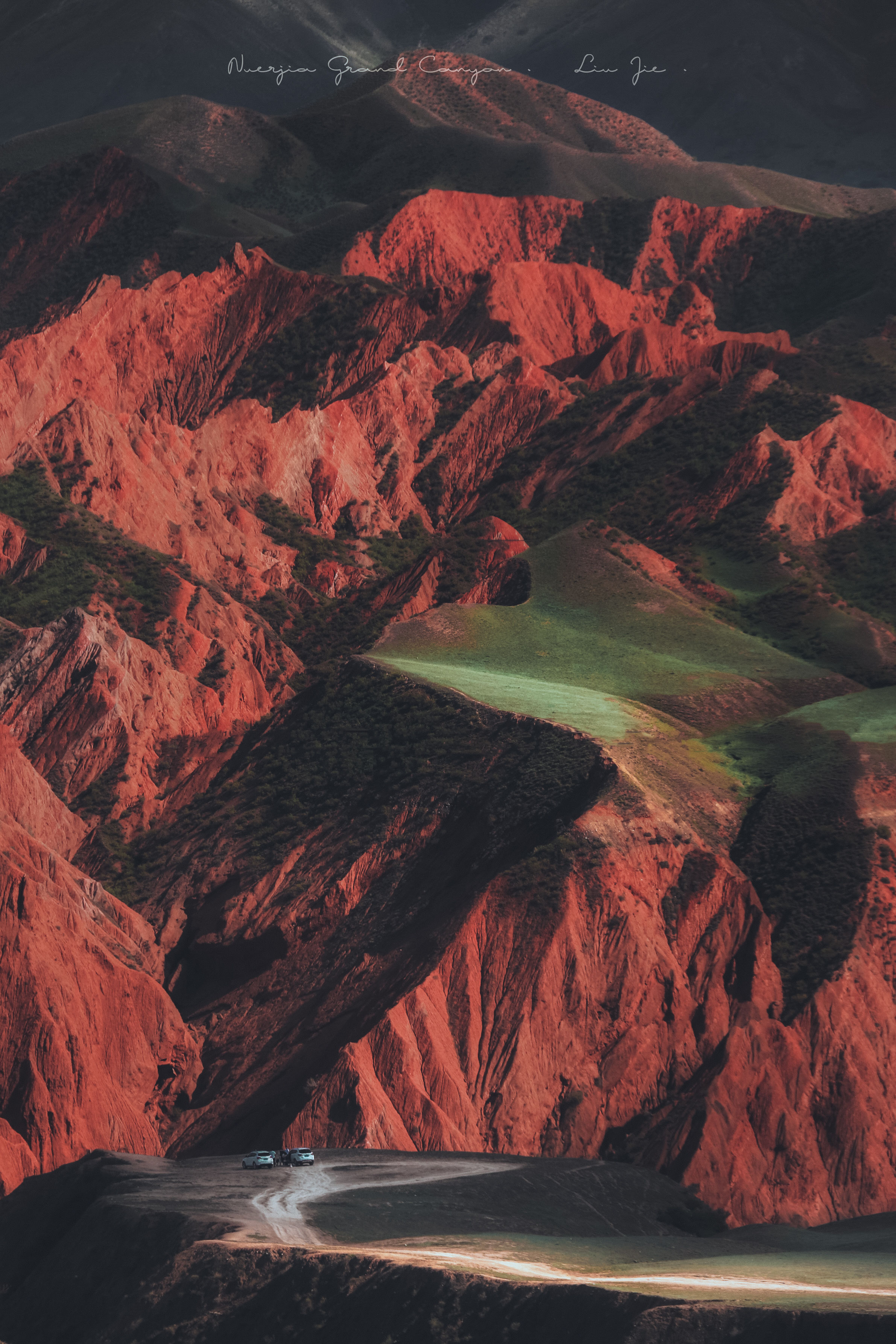 探险|自驾努尔加大峡谷，天山深处的彩虹色探险