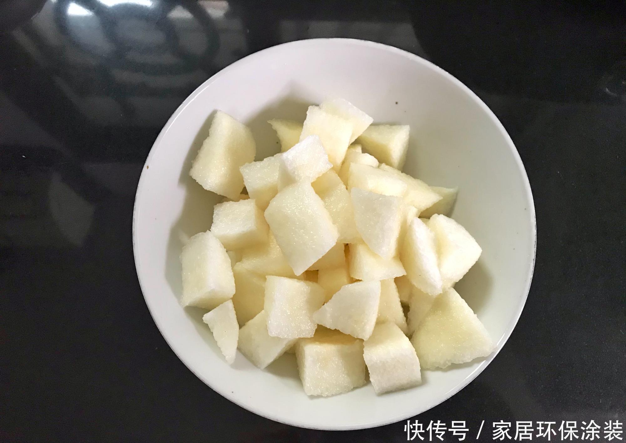 中薪|冬天金桔和雪梨天生一对,炖一炖,清甜滋润,每天一碗,全家受益