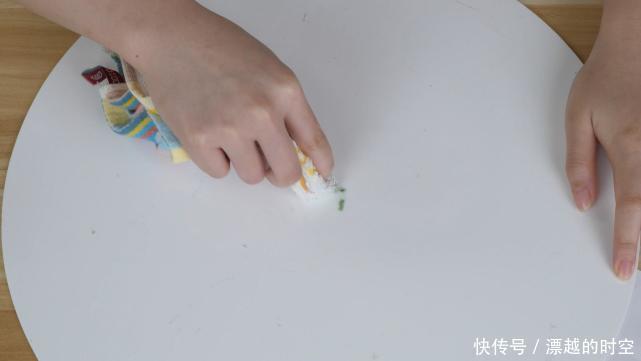 蚊香|滴几滴风油精在喉咙里,厉害了,解决夏天困扰男生女生的一个烦恼