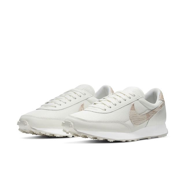 今年很火的复古鞋!奶油蛇纹 Nike Dbreak 即将发售