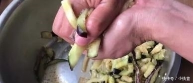 茄子|茄子别直接炒着吃了，教你一个新吃法，做法简单味道足，比肉还香
