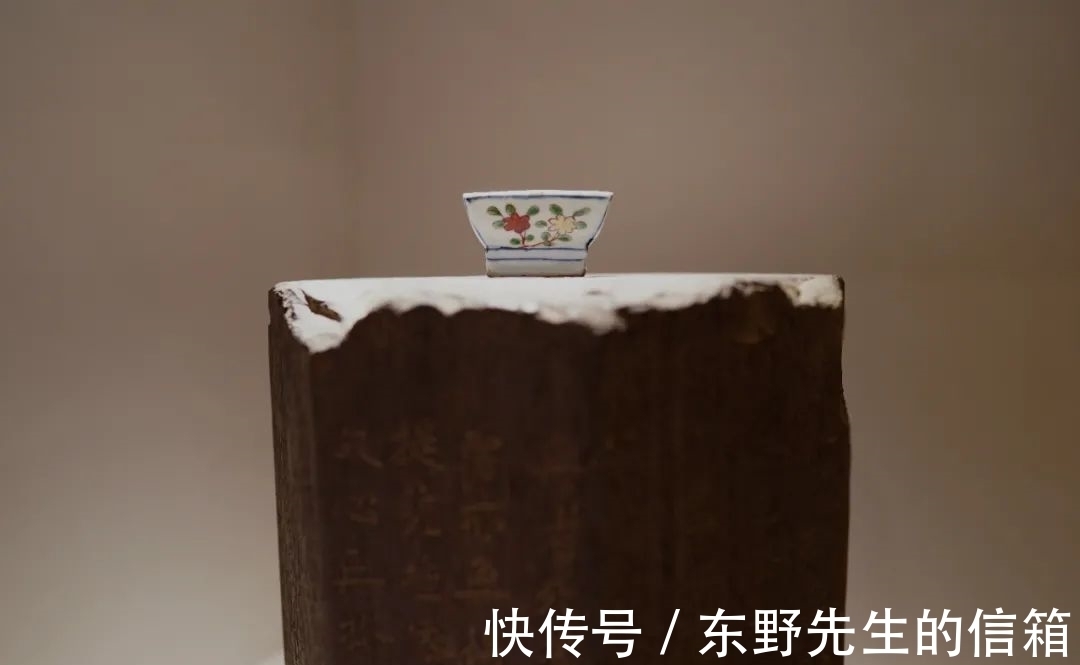 万科|它或许是武汉最小的“珍宝馆”,纯白清凉