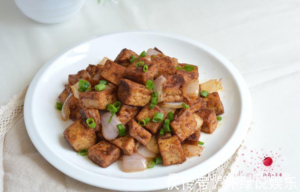 香菇酱|豆腐这么吃,比大鱼大肉都要香,方法简单又入味!