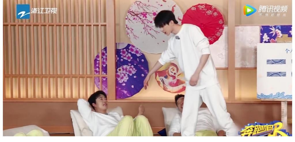 沙溢|蔡徐坤搞笑能力不足令人尴尬，人帅心善才是他的圈粉利器