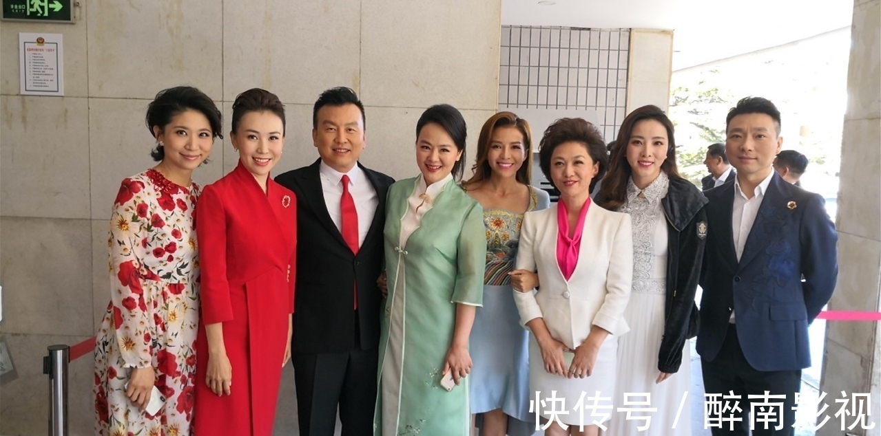 主持人大赛|央视新面孔撑起节目门面,主持表现得到市场肯定,出镜时间增加
