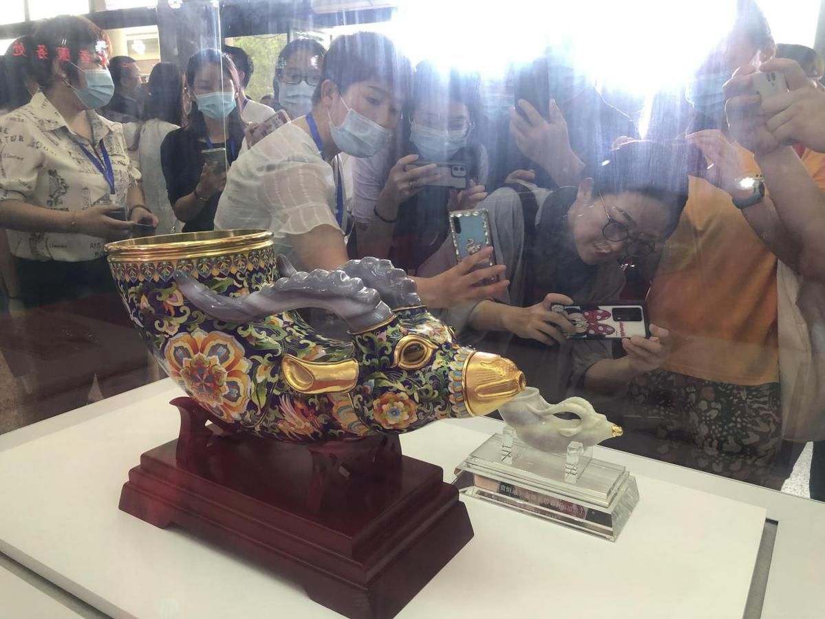 守正创新|陕历博与中工美举办“非遗技艺 守正创新 ‘富贵恒通’兽首杯”文创产品发布