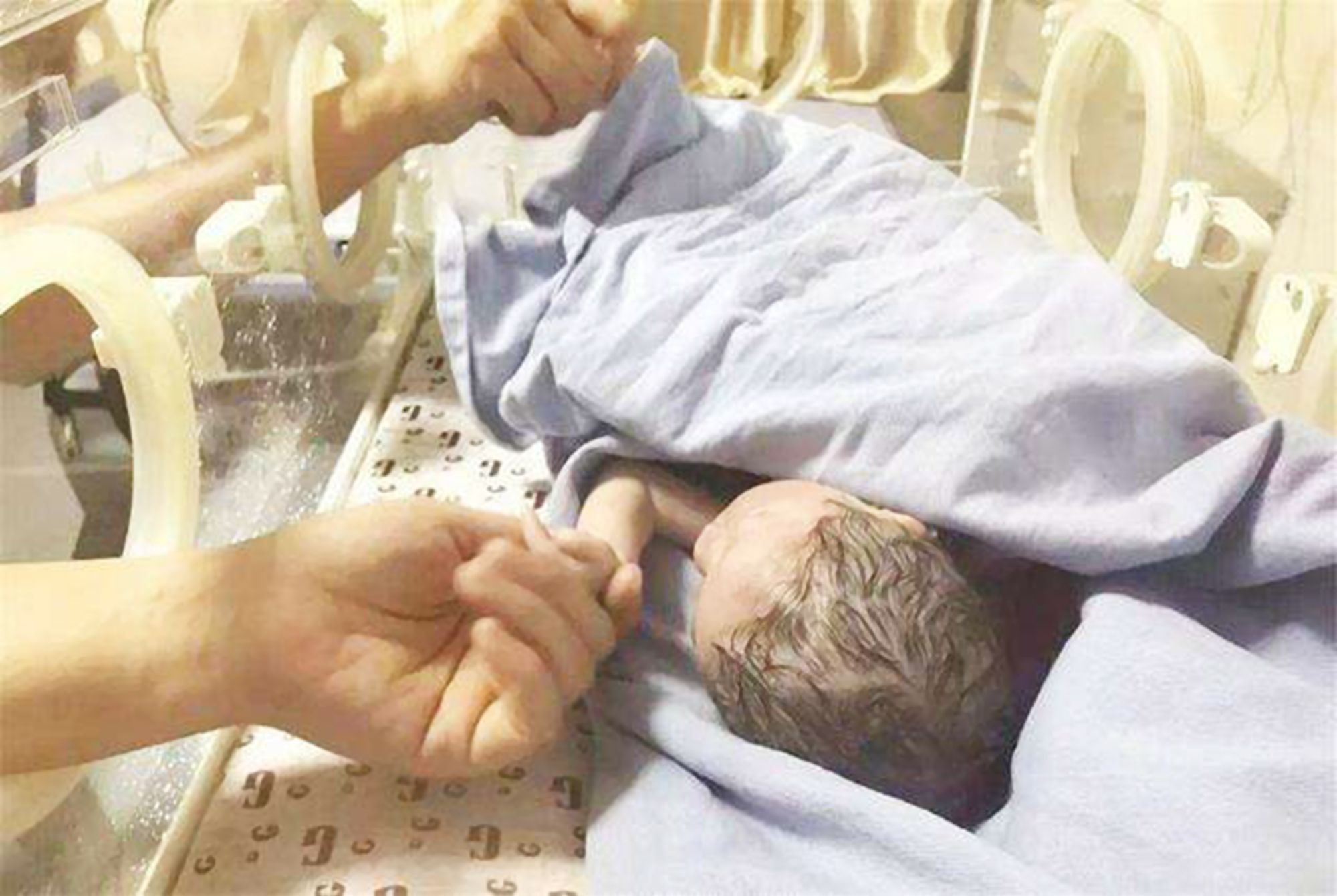 孕期|孕期禁忌月月不同，这些“蠢事”别再犯了，不利于宝宝发育