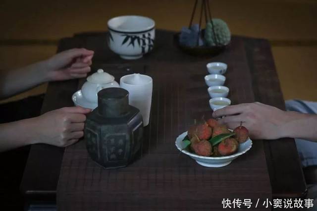 为什么中国的杯没有把儿?