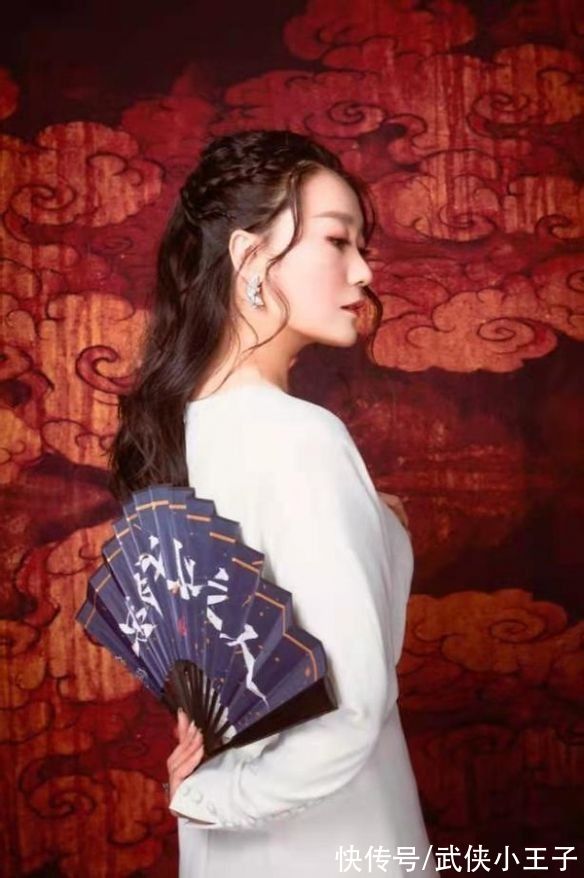 董飞|梅兰芳弟子、黄梅戏大师、国家队歌手纷纷站台，游戏真一无是处？